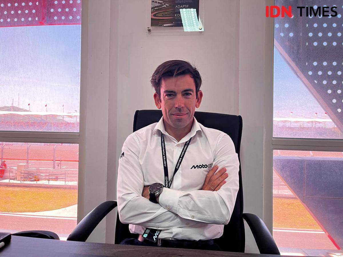 Chief Sporting Officer (CSO) Dorna Sport, Carlos Ezpeleta. (IDN Times/Linggauni)