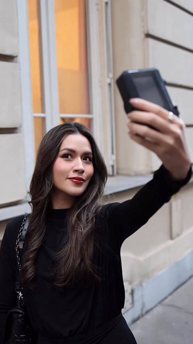 Raisa di Paris Fashion Week 2026