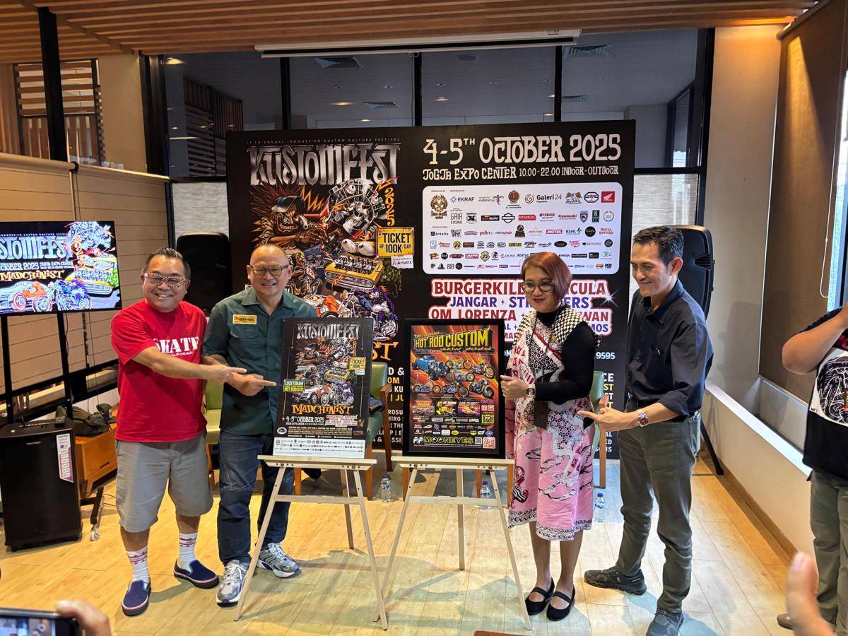 Jumpa pers KUSTOMFEST 2025. (IDN Times/Herlambang Jati Kusumo)