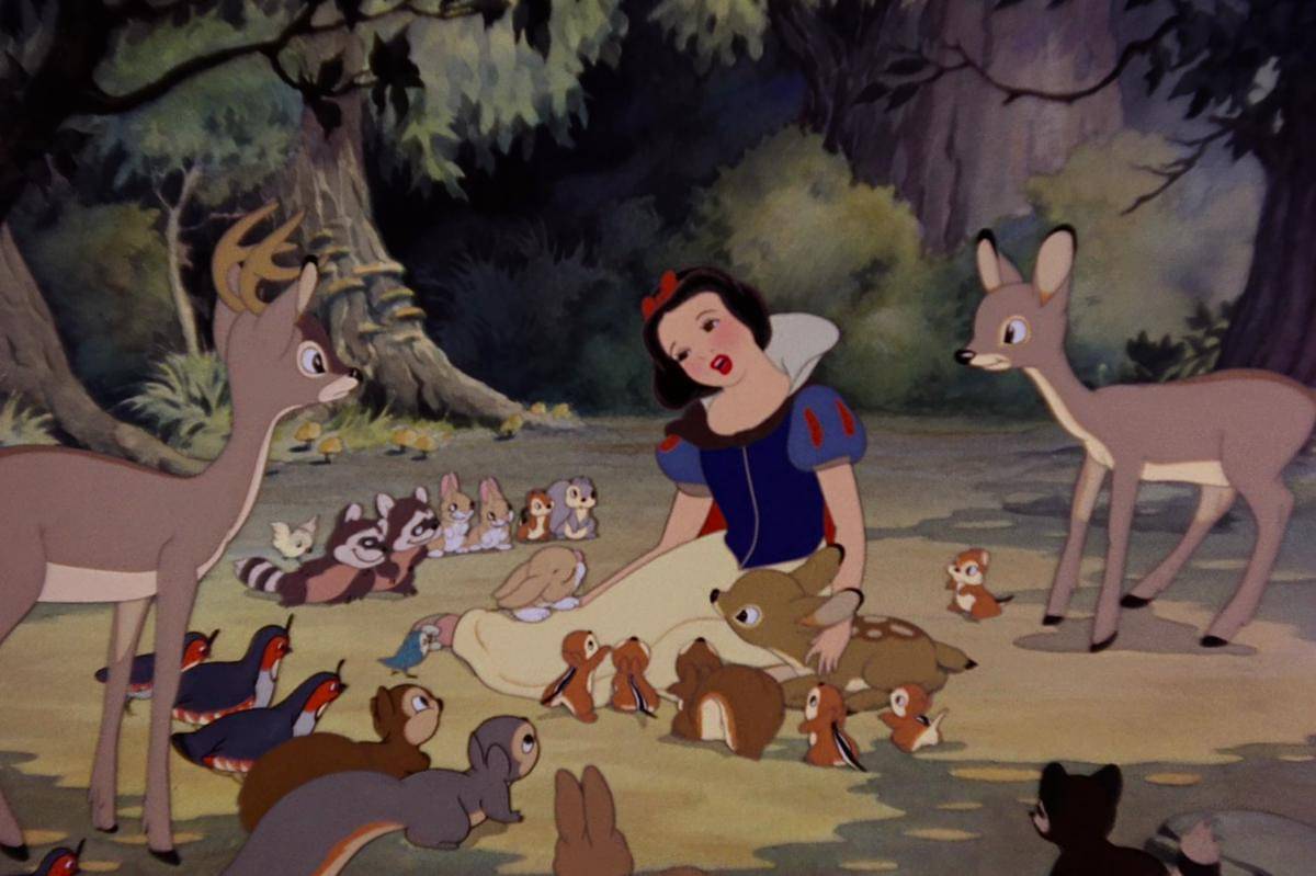 Snow White sebagai Sub Vocalist dan Maknae (dok. Disney/Snow White and the Seven Dwarfs)