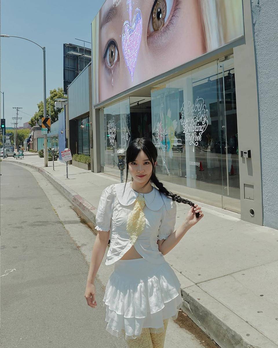 Outfit ala member Cosmosy 