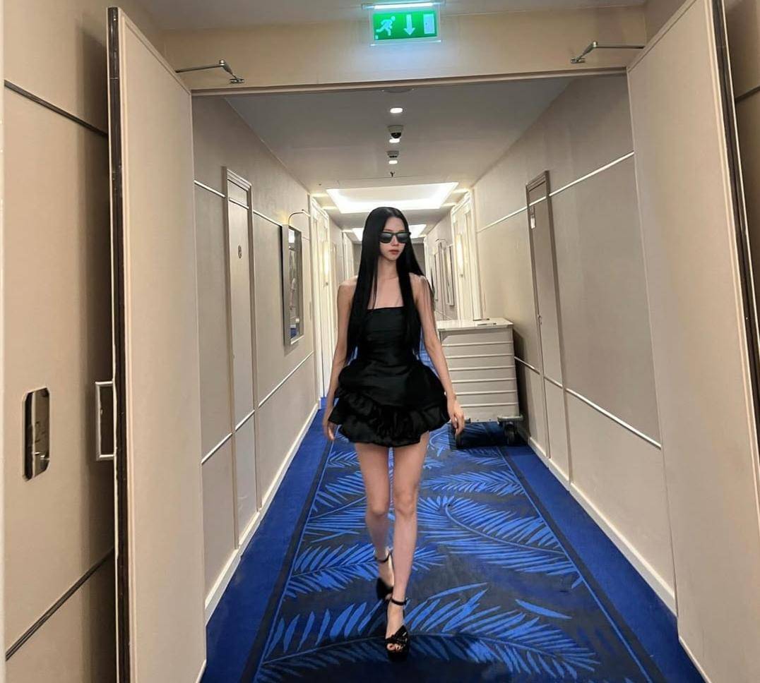 potret Karina aespa (instagram.com/katarinabluu) 