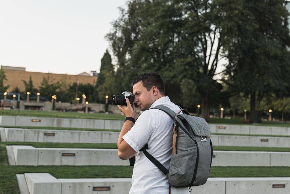 Ilustrasi street fotografer (freepik.com/freepik)