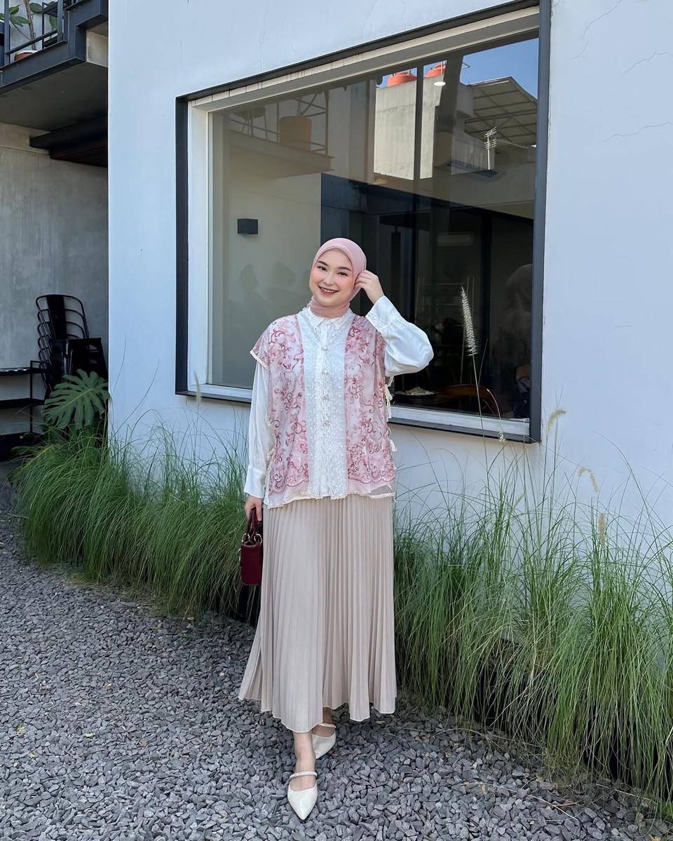 Putry Jeje (instagram.com/putryjeje)