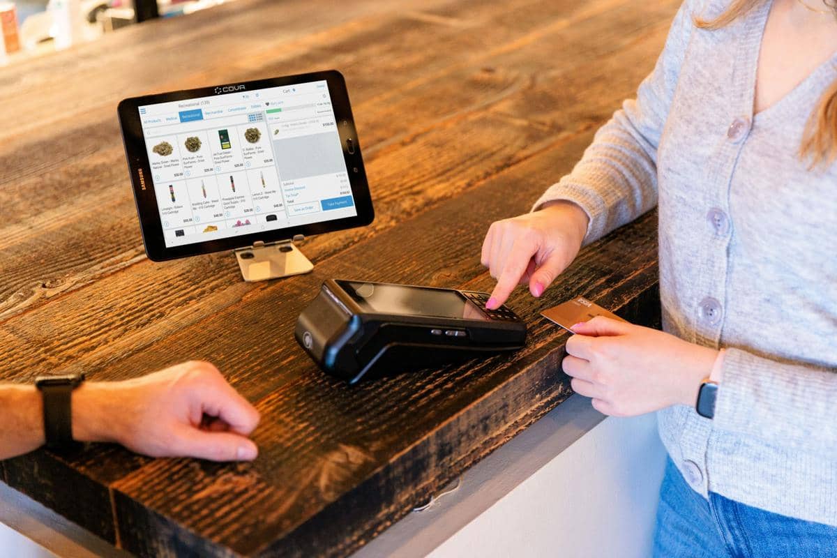 ilustrasi cashless