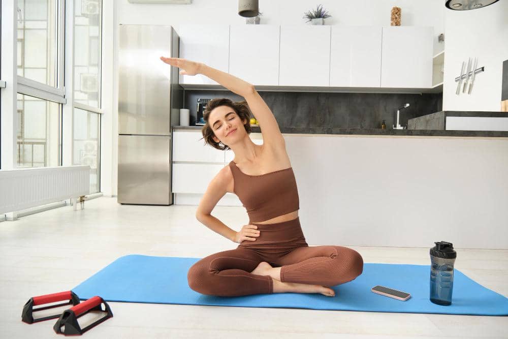 ilustrasi perempuan stretching