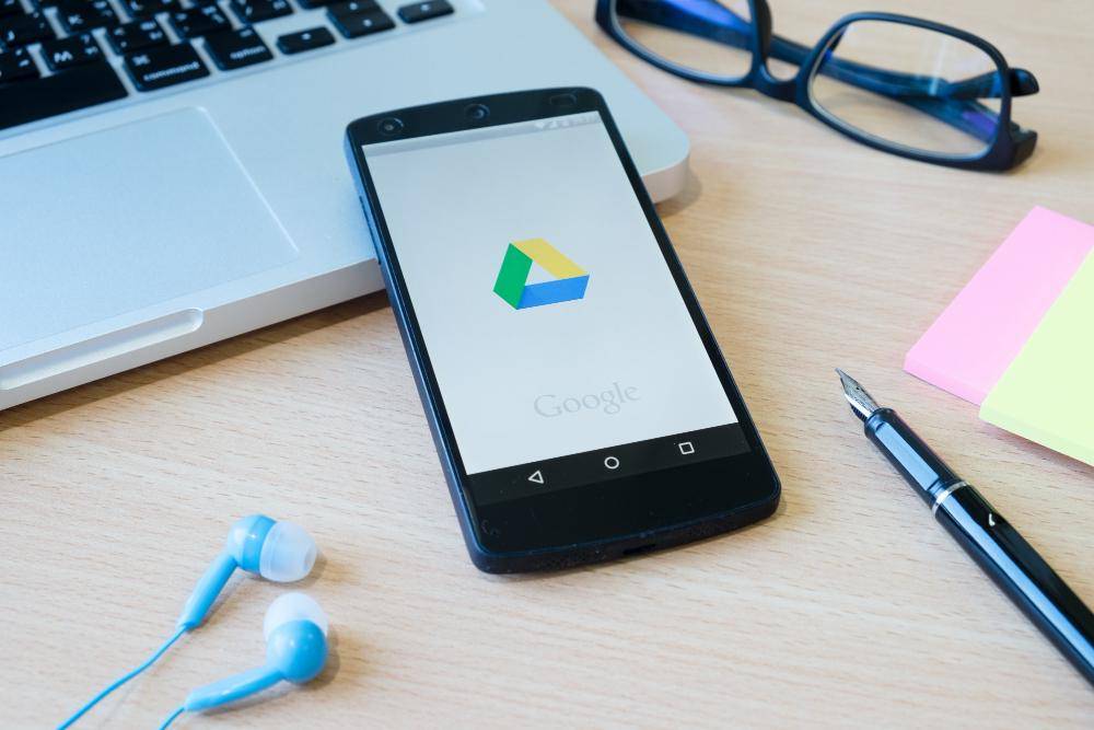ilustrasi Google Drive 