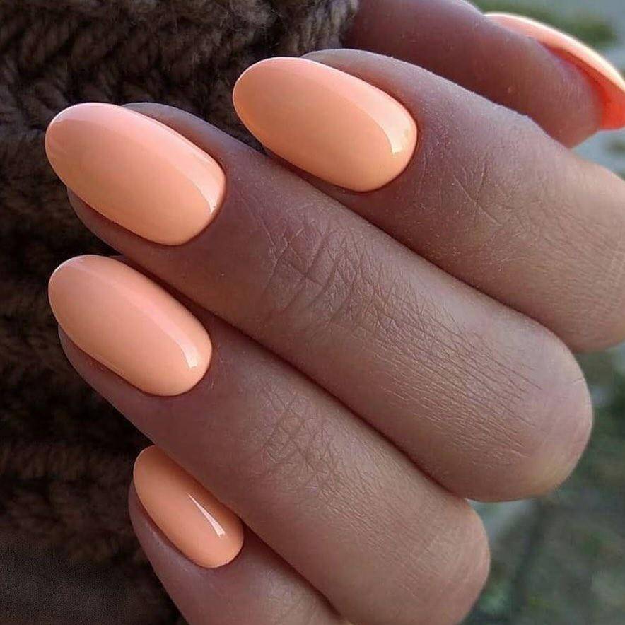 inspirasi nails colors untuk kuku tampak muda (instagram.com/nailbuffapp)