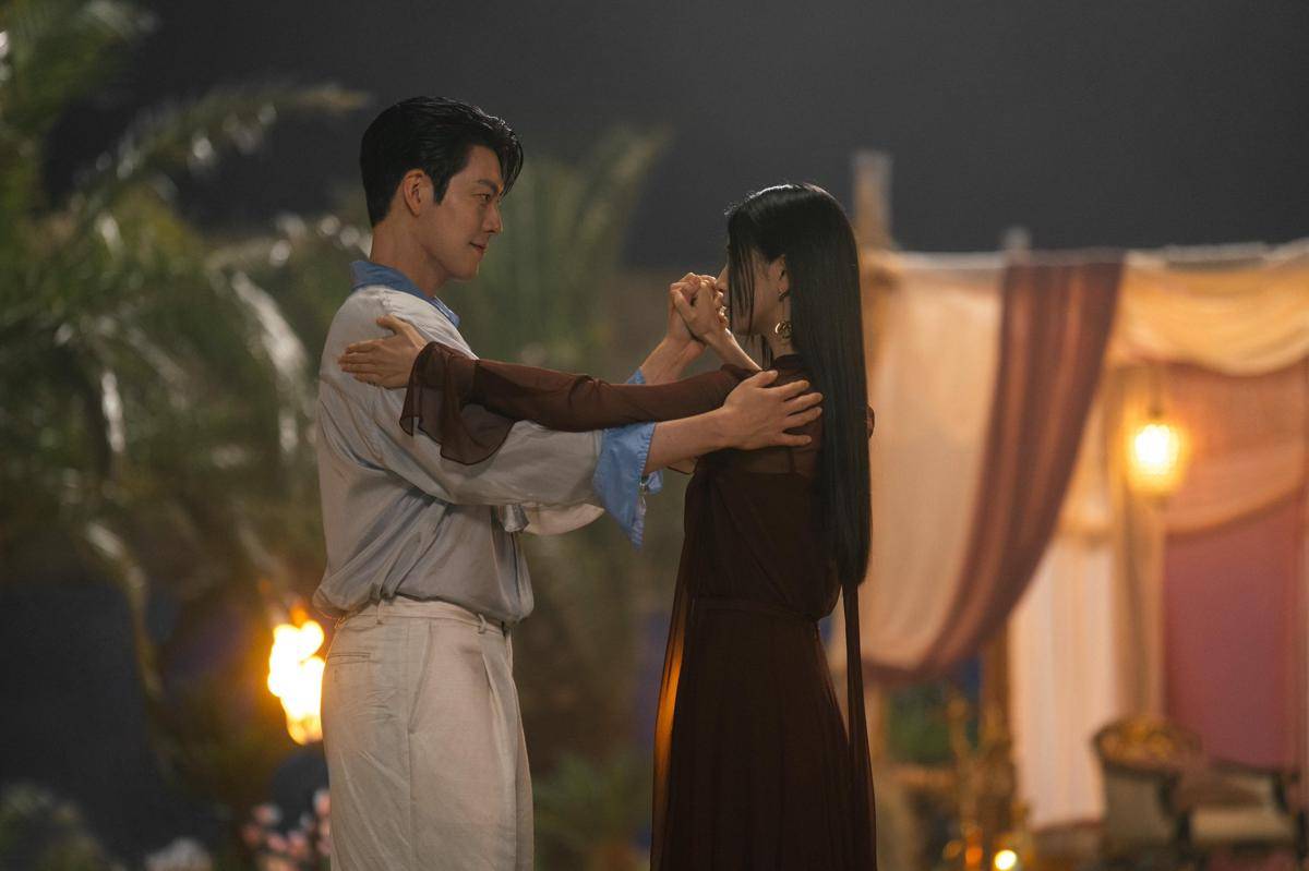 Kim Woo Bin dan Bae Suzy di Genie, Make a Wish (x.com/NetflixKR)