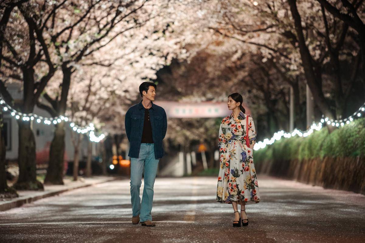 Kim Woo Bin dan Bae Suzy di Genie, Make a Wish (Instagram.com/netflixkr)