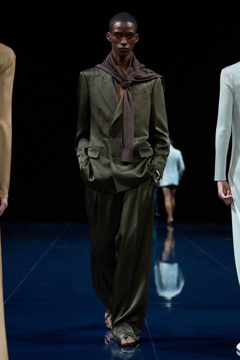 Koleksi Tom Ford S/S '26 di Paris Fashion Week (dok. Tom Ford Fashion)