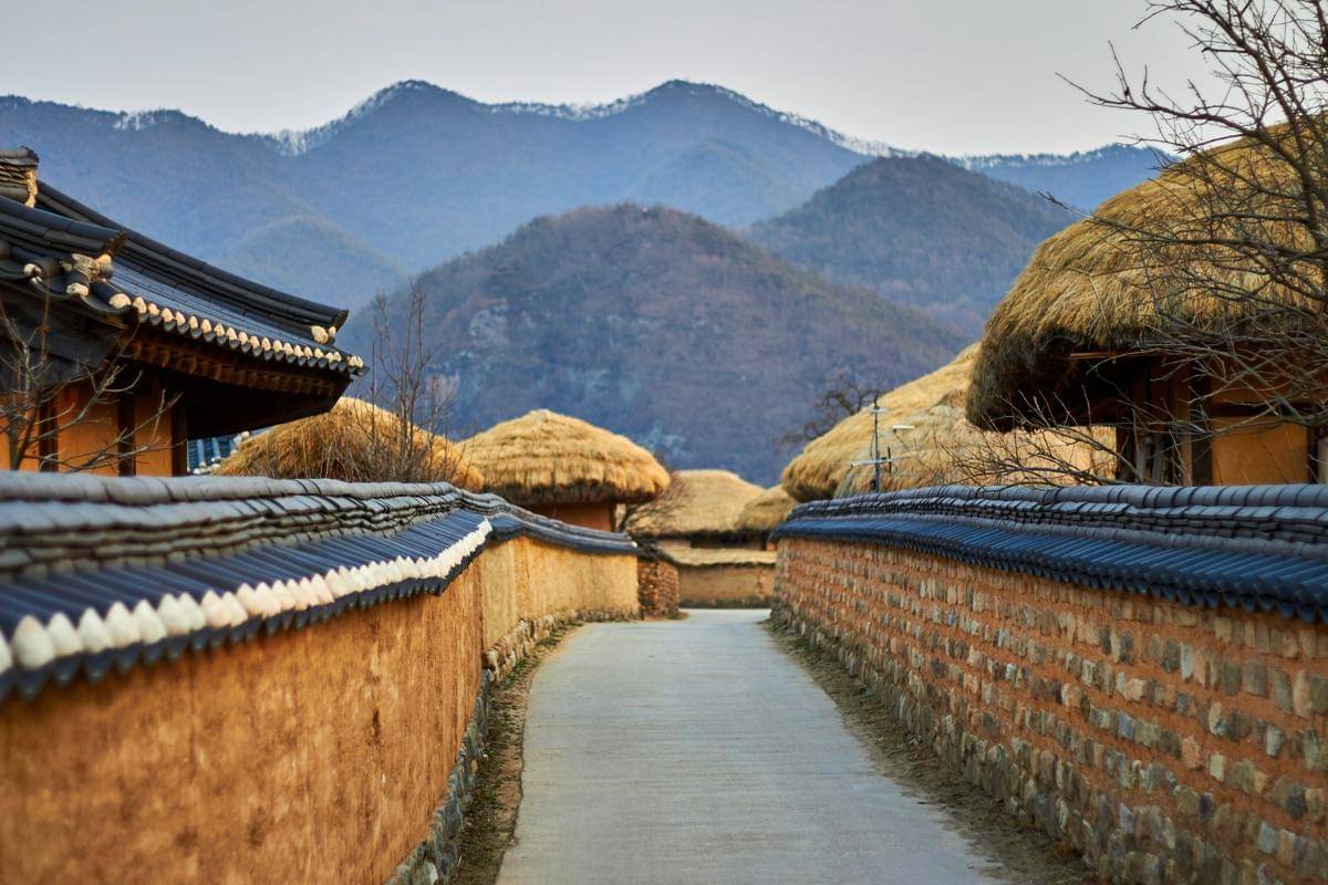 Andong Hahoe Village, Korea Selatan (unsplash.com/ Mathew Schwartz)