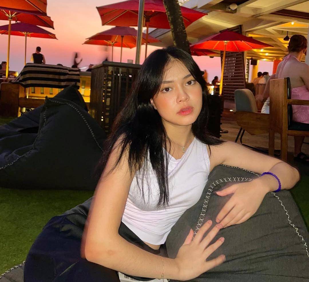 Gaya makeup Jasmine Nadya (instagram.com/jasminendya)