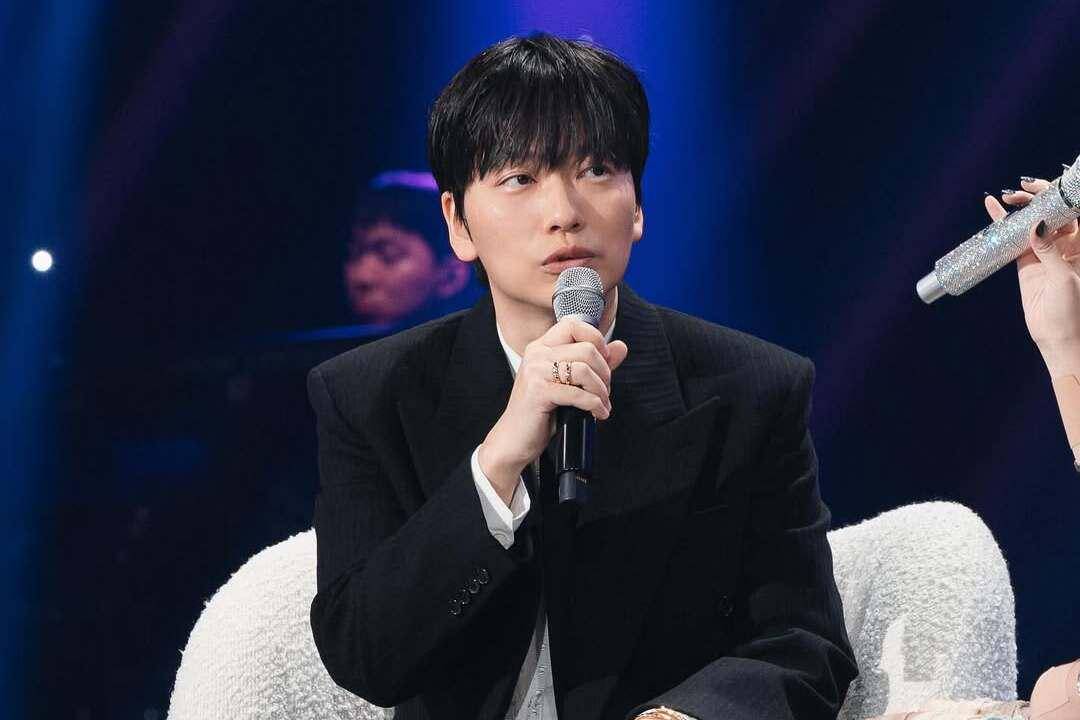 Lee Dong Hwi (instagram.com/dlehdgnl)