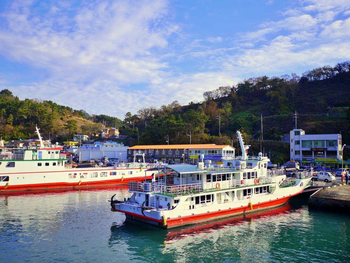 Tongyeong, Korea Selatan (unsplash.com/Suzi Kim)