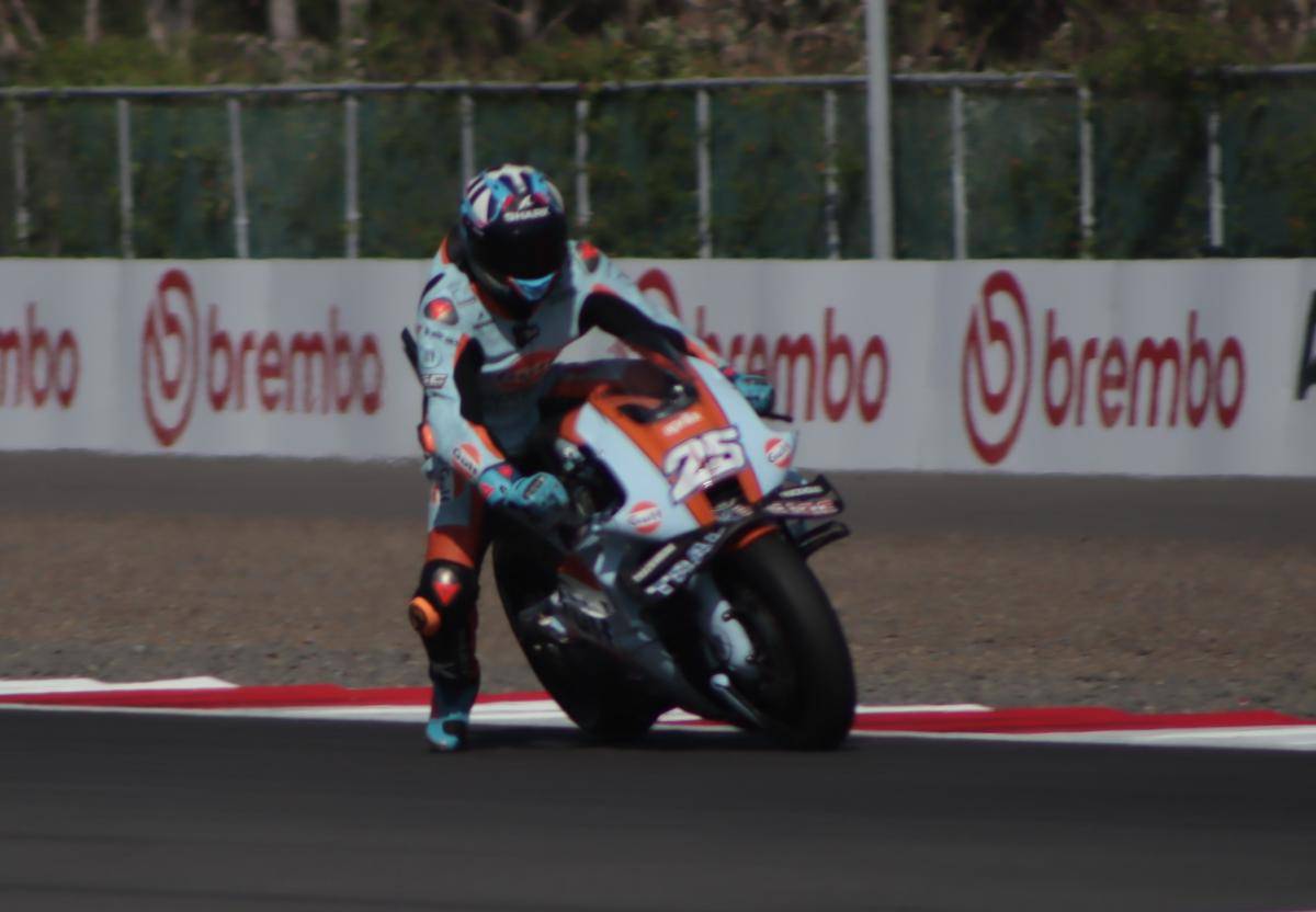 Raul Fernandez pada sesi kualifikasi MotoGP Mandalika. (IDN Times/Linggauni)