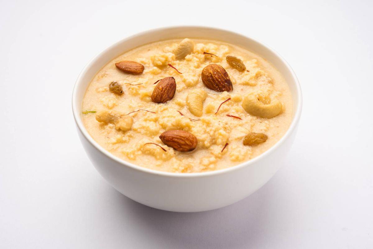 ilustrasi Kheer (vecteezy.com/Subodh Sathe)
