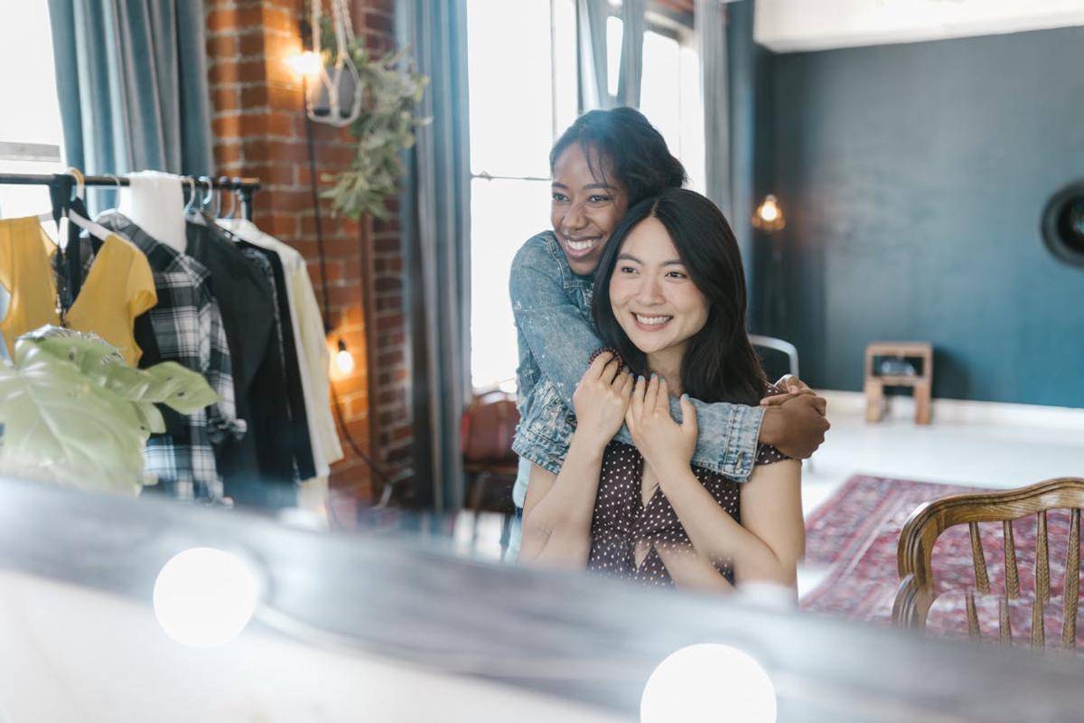 ilustrasi sahabat (pexels.com/RDNE Stock project)