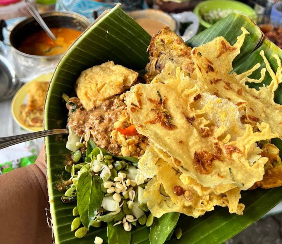 Nasi Pecel Ngawi Mbak Sum (google.com/maps/Budiono Sukses)