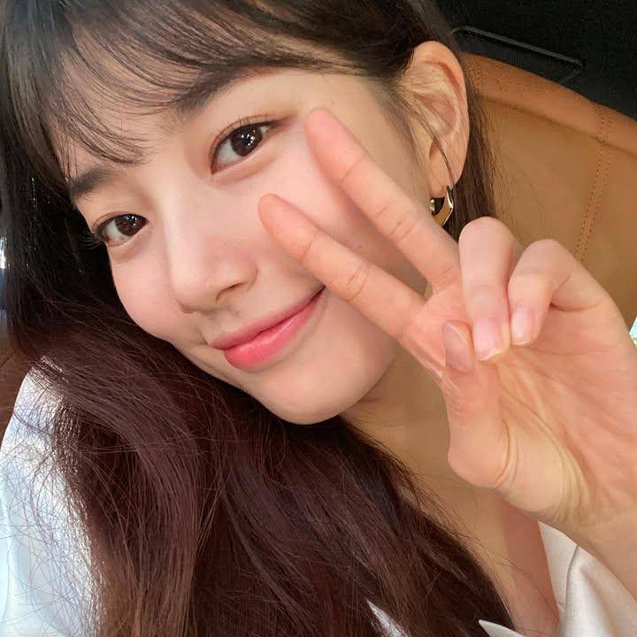 inspirasi makeup Bae Suzy (instagram.com/skuukzky)