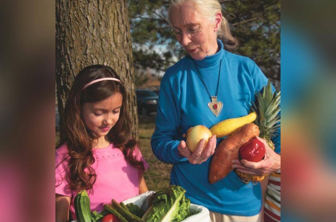 Jane Goodall bersama seorang anak perempuan (instagram.com/janegoodallinst)
