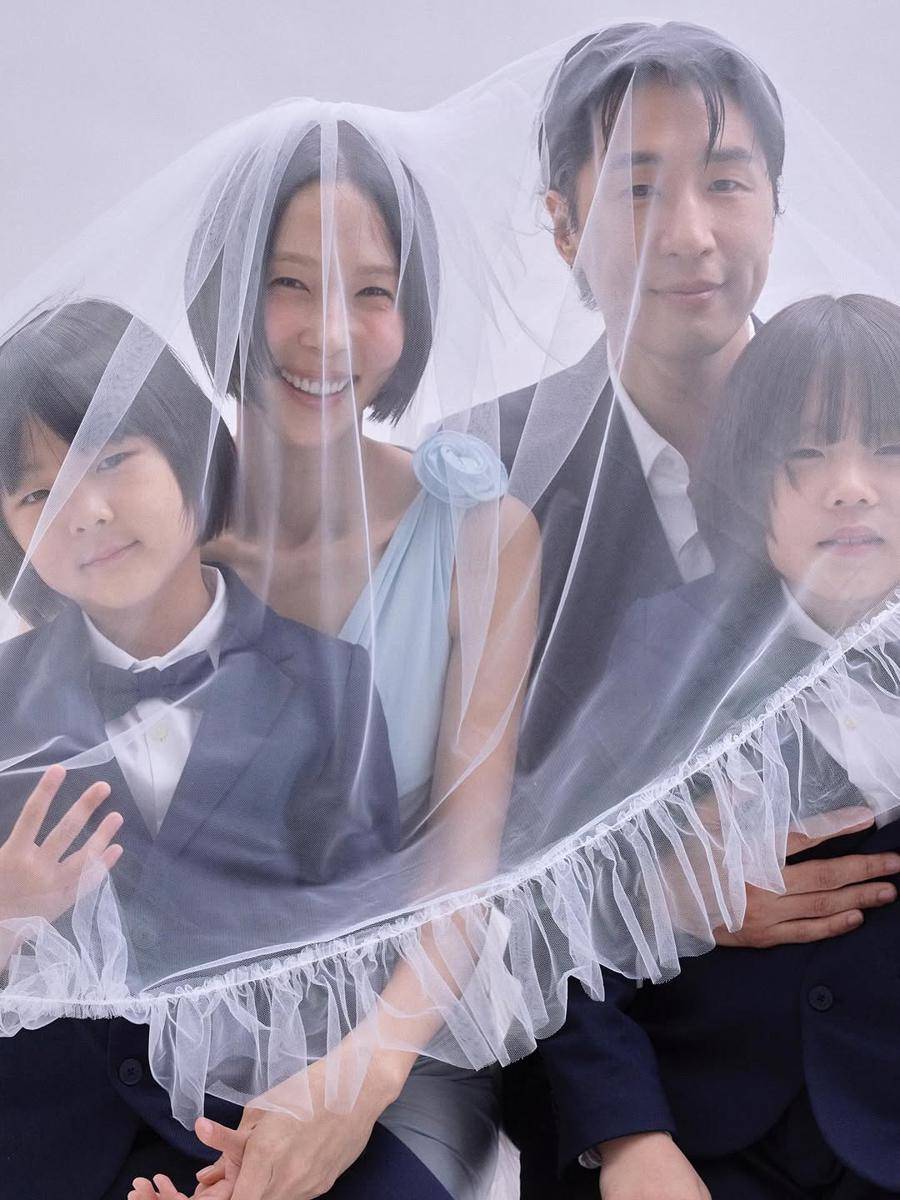 potret pernikahan presenter Kim Na Young dan penyanyi MyQ (instagram.com/nayoungkeem)