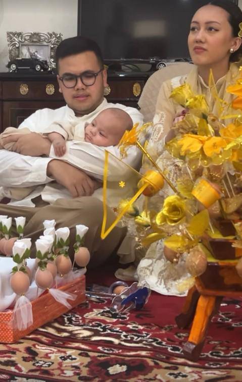 Upacara Upa-upa Cucu Tora Sudiro (Instagram.com/nabilasudiro)