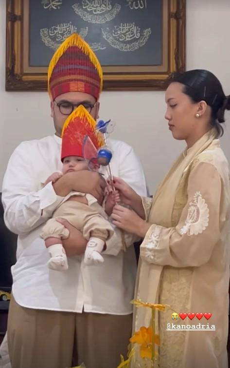 Upacara Upa-upa Cucu Tora Sudiro (Instagram.com/nabilasudiro)