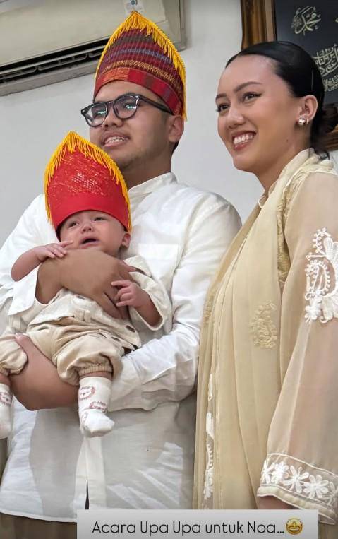 Upacara Upa-upa Cucu Tora Sudiro (Instagram.com/nabilasudiro)