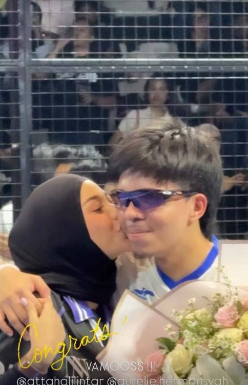Aurel dan Aaliyah Dukung Atta-Thariq di Padel Clash (Instagram.com/aurelie.hermansyah)