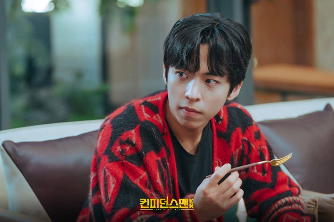 Still cut drama Confidence Queen (instagram.com/tvchosuninsta)