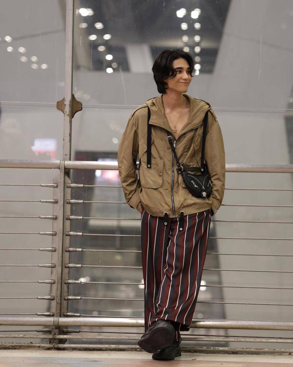 outfit airport look ala Jeff Satur (Instagram.com/jeffsatur)