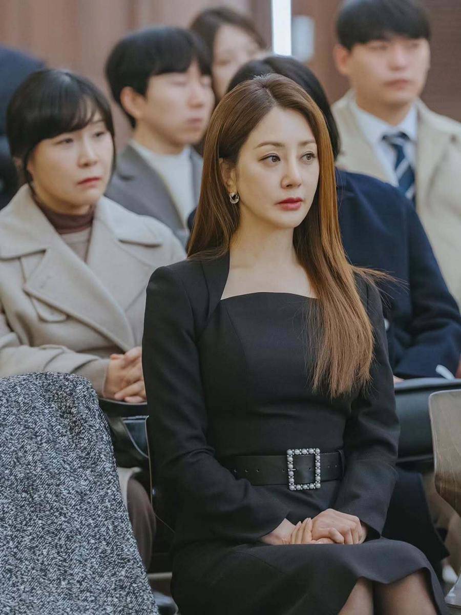 Still cut drama Confidence Queen (instagram.com/sabita_5)