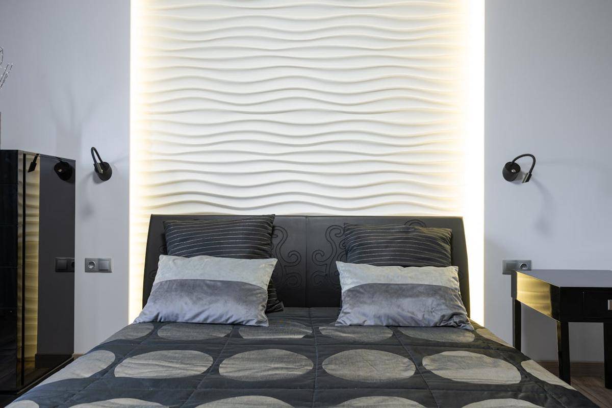 ilustrasi interior kamar warna abu-abu (pexels.com/Max Vakhtbovycn)