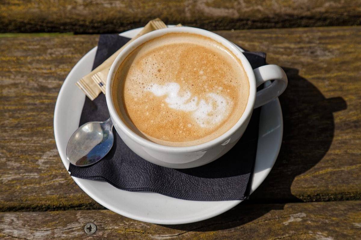 potret flat white coffee (commons.wikimedia.org/Acabashi)