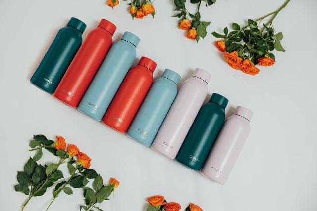Ilustrasi tumbler yang ramah lingkungan (unsplash.com/ quokkabottle)