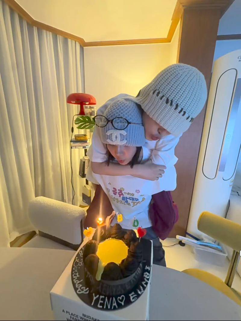 potret ulang tahun Kwon Eunbi (instagram.com/silver_rain.__)