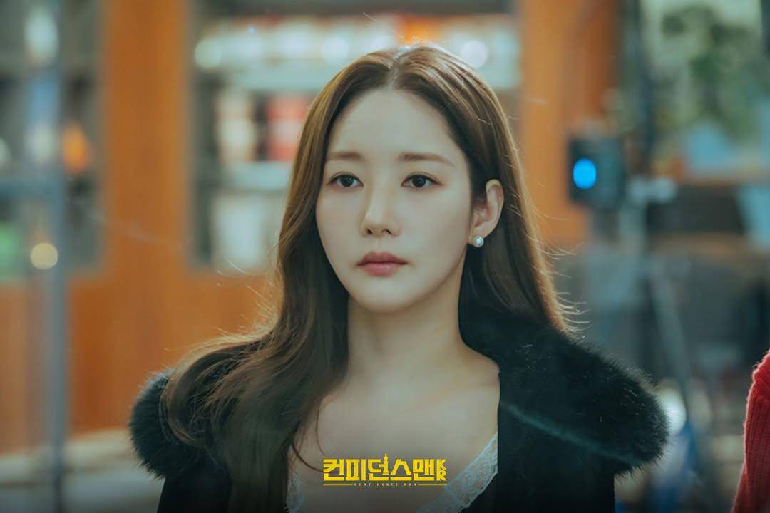 still cut drakor Confidence Queen 