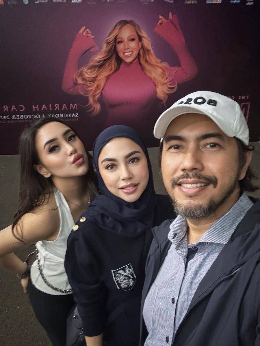artis nonton Mariah Carey