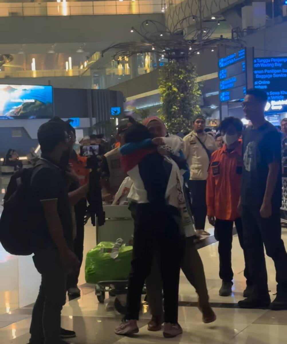 kepulangan Wanda Hamidah ke Indonesia 
