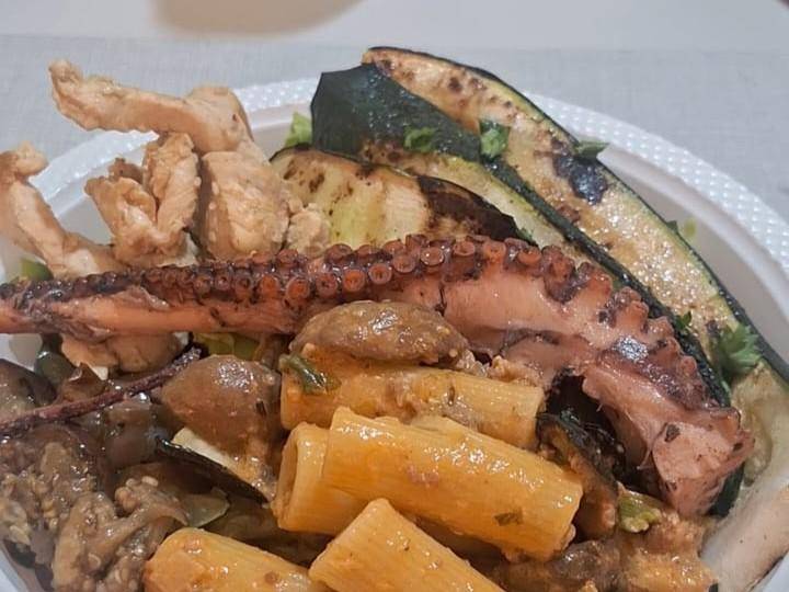 Makanan Italia yang disajikan di tenda Pertamina Enduro VR46 Racing Team (IDN Times / Satria Permana)