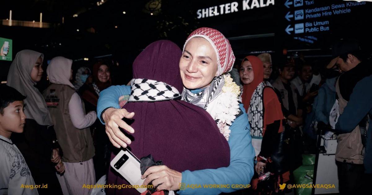 kepulangan Wanda Hamidah ke Indonesia 