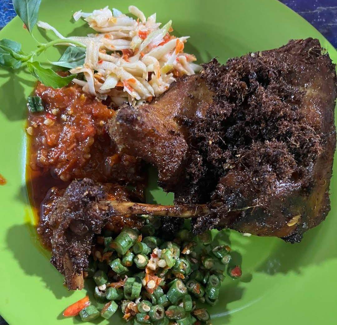 Warung Bebek Madurasa Bu Tiami (google.com/maps/Rbw dinata)
