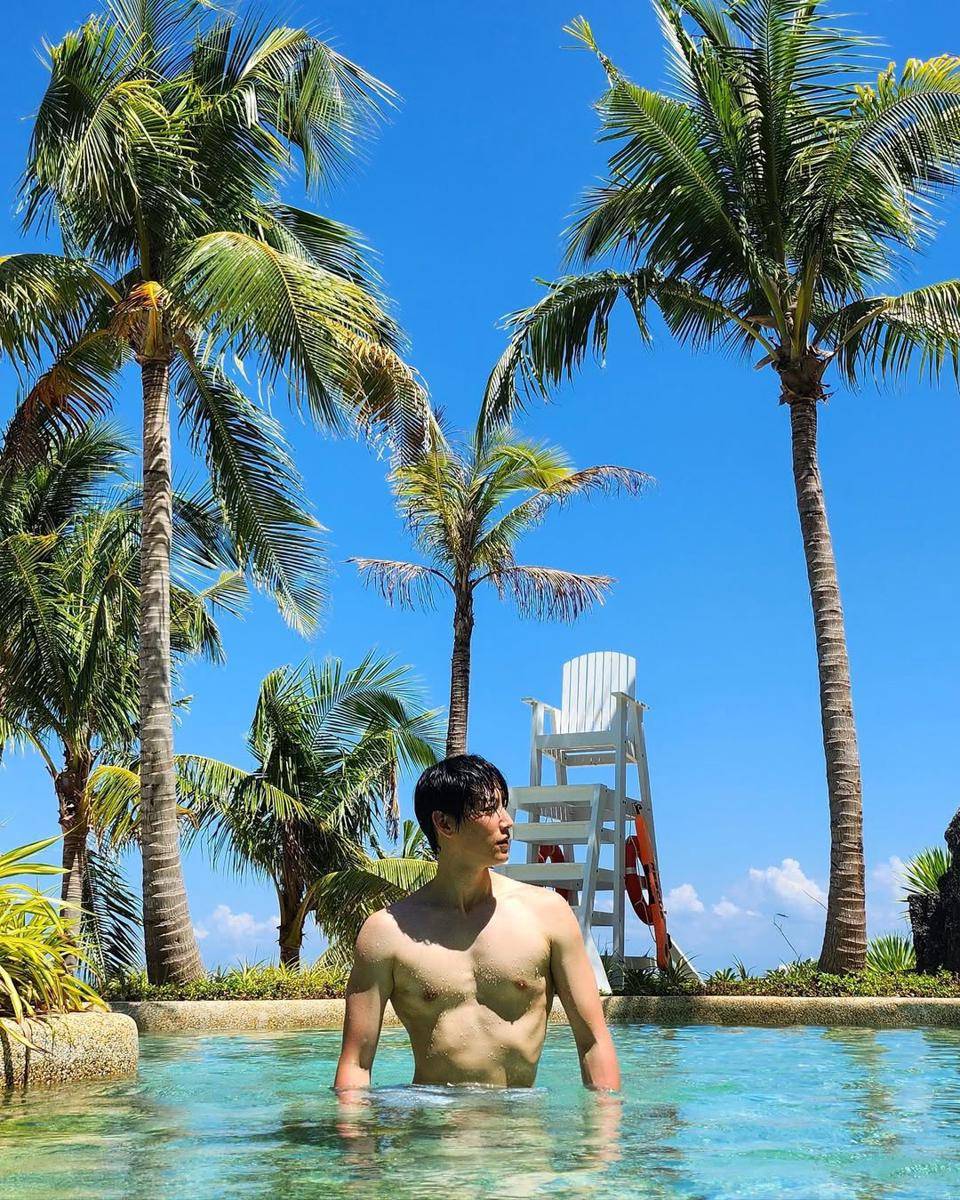 potret asli Park Young Woon (instagram.com/actorwoon)