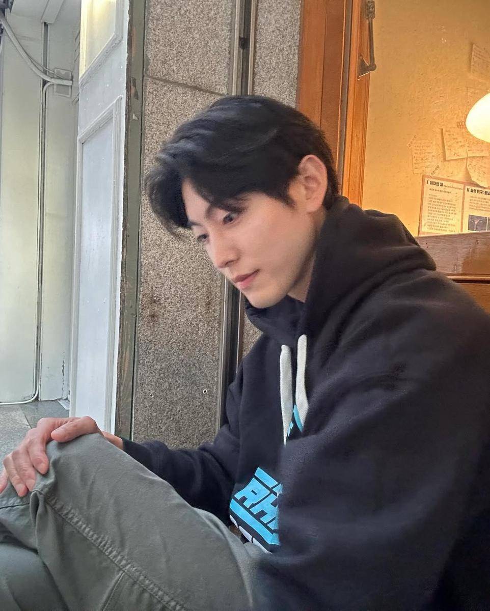 potret asli Park Young Woon (instagram.com/actorwoon)