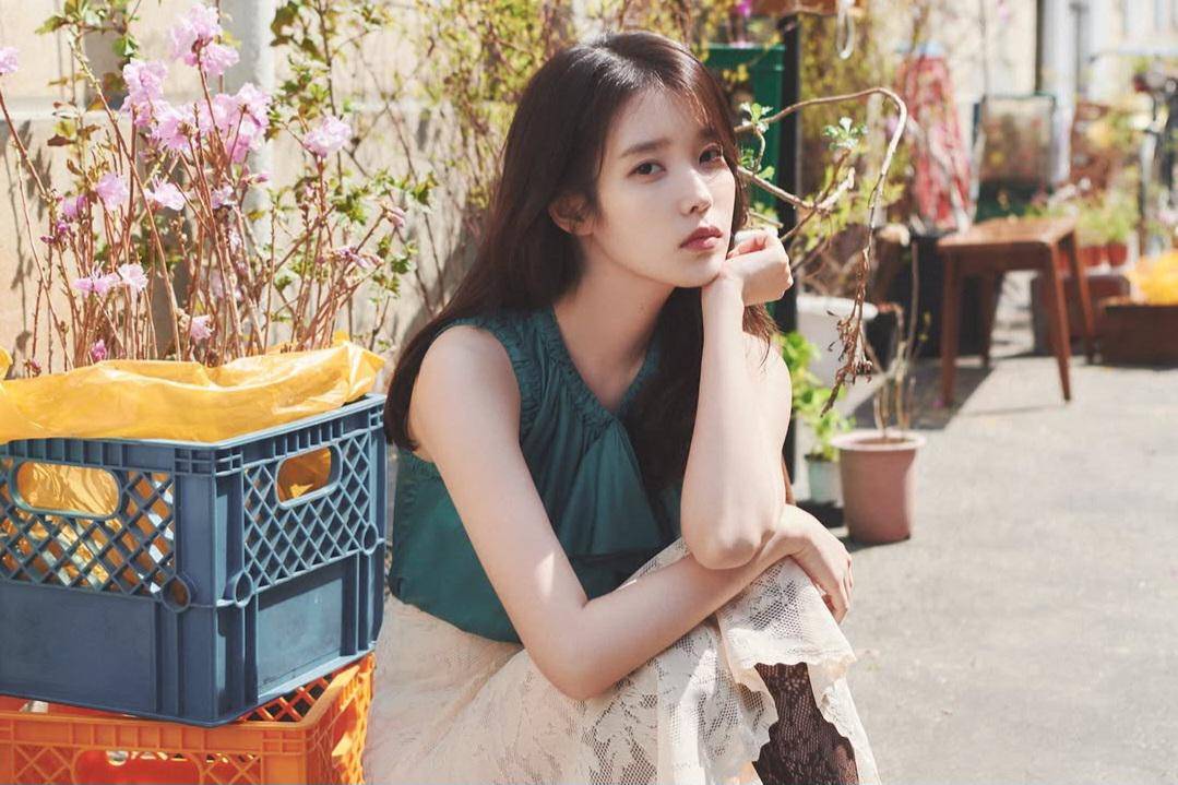 potret IU (instagram.com/iu_edamofficial)
