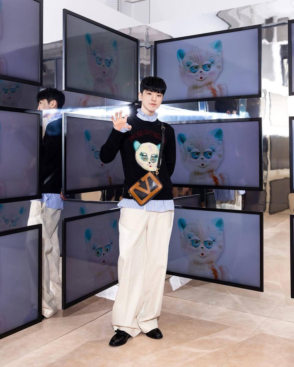 Hoshi SEVENTEEN (instagram.com/ho5hi_kwon)