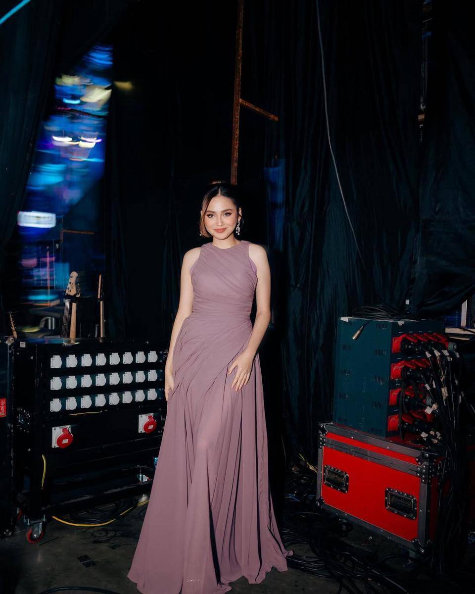 ide ootd formal pakai dress ala Syifa Hadju (instagram.com/syifahadju)