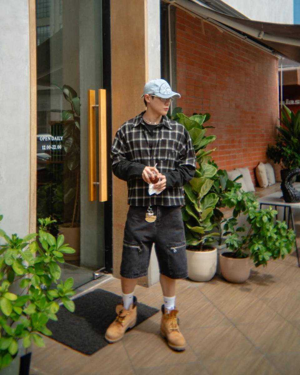 Gaya Cafe Hopping Joonior