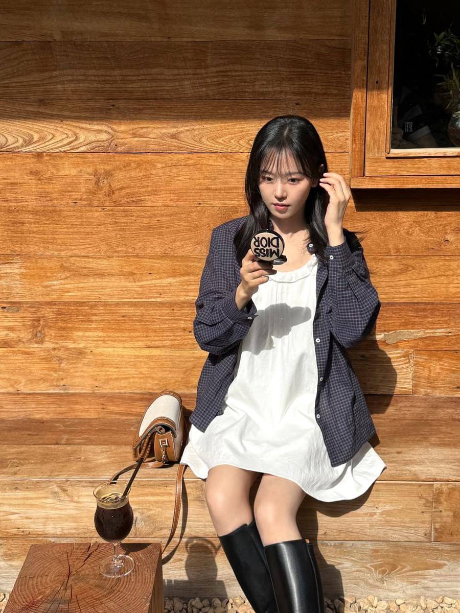 Inspirasi OOTD ala Kang Han Na